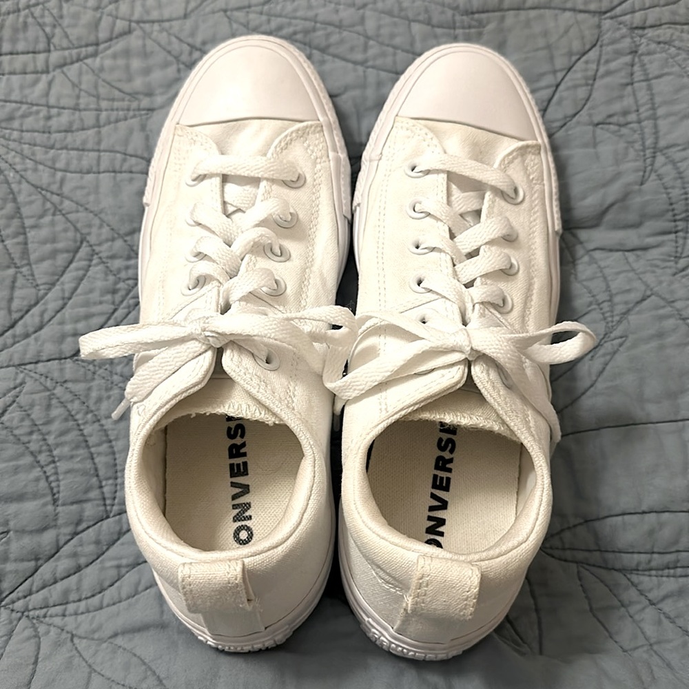 Ladies Converse Sneakers